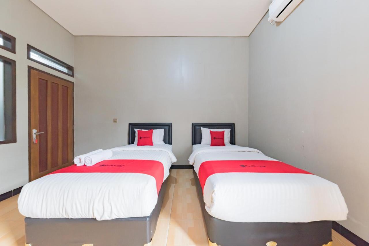 Reddoorz Syariah Near Politeknik Negeri Bandung Campus Hotel Cimahi Buitenkant foto