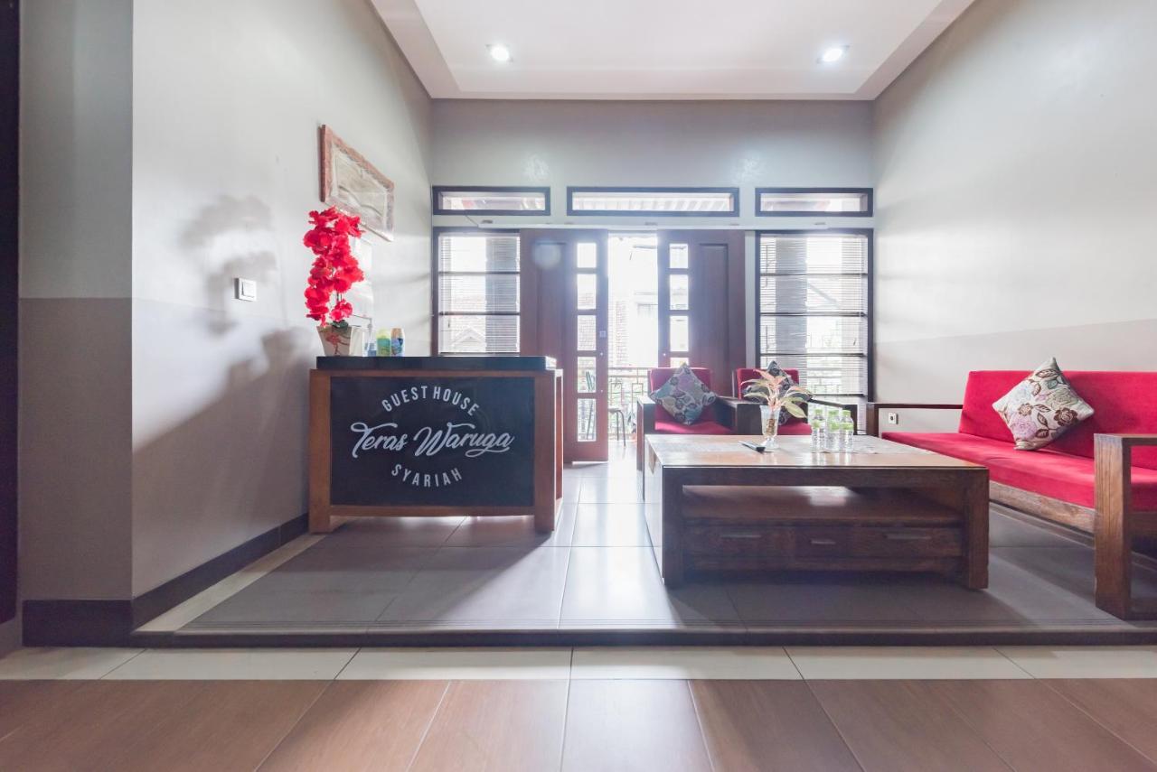 Reddoorz Syariah Near Politeknik Negeri Bandung Campus Hotel Cimahi Buitenkant foto